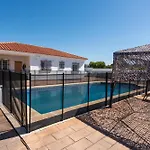 펜션 Casa Con Piscina La Madriguera 에스테포나