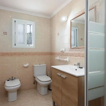 Casa Con Piscina La Madriguera Дом отдыха *