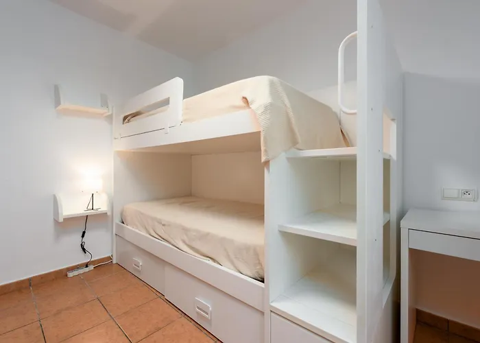 Casa Con Piscina La Madriguera * 에스테포나