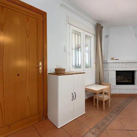 Hébergement de vacances Casa Con Piscina La Madriguera *