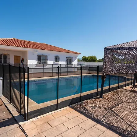 Hébergement de vacances Casa Con Piscina La Madriguera Estepona